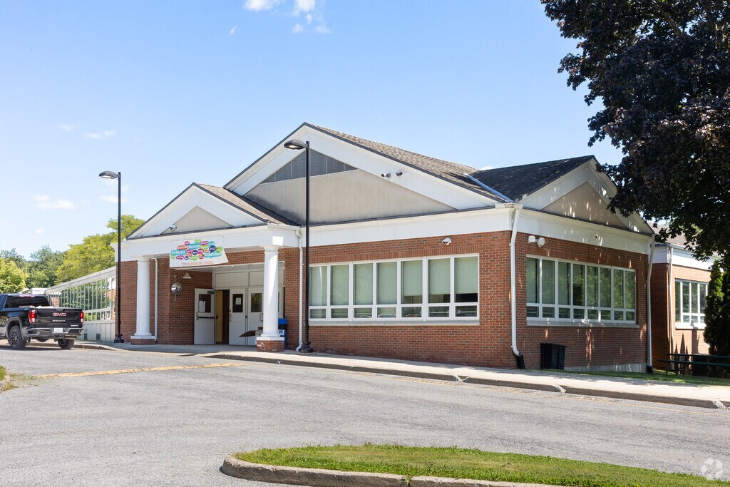 Shaping young minds in Briarcliff Manor at Todd Elementary School.