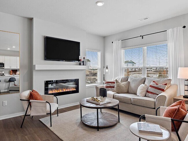 927 Maywood Ln, Walnut, IA 50263 - photo 7