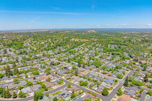 Quiet streets line the Sunset Creekside neighborhood.