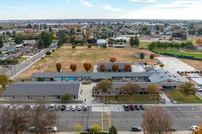 A scenic view of Woodrow Wilson Elementary School in Selma.