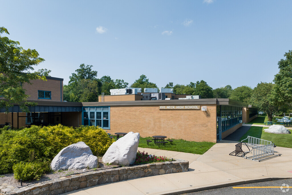 Rye Neck High School is part of the Rye Neck Union Free School District in Larchmont/Mamaroneck.