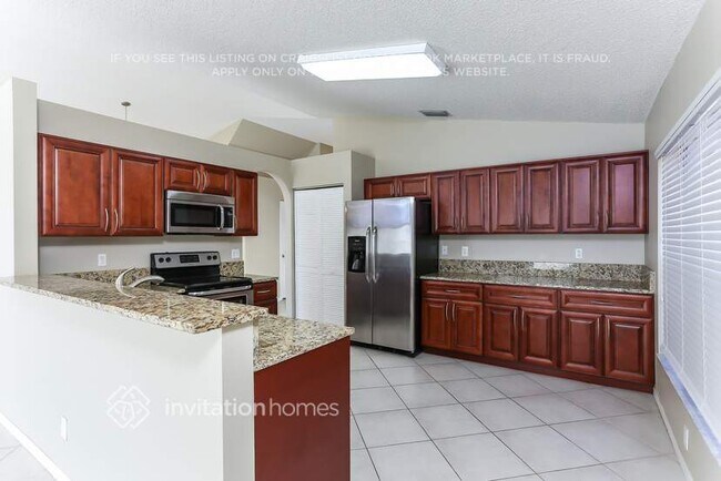 7418 Michigan Isle Rd, Lake Worth, FL 33467 - photo 6