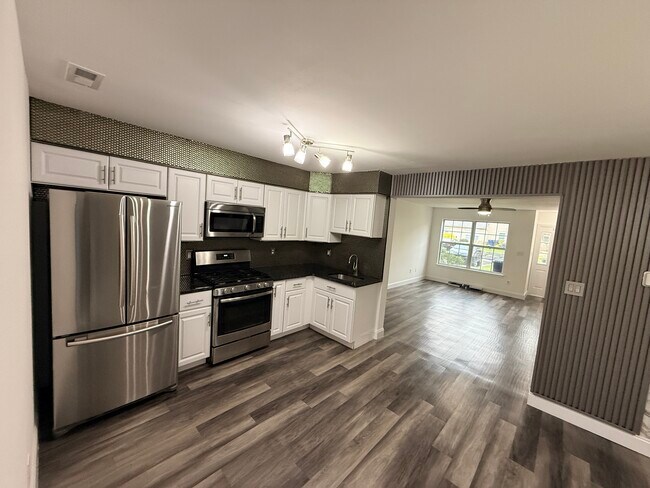 2708 Falcon Ct, Mays Landing, NJ 08330 - photo 4