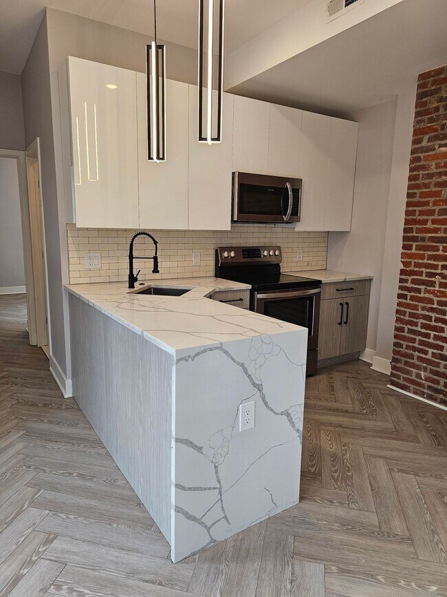 862 N 41st St unit 3, Philadelphia, PA 19104 - photo 4