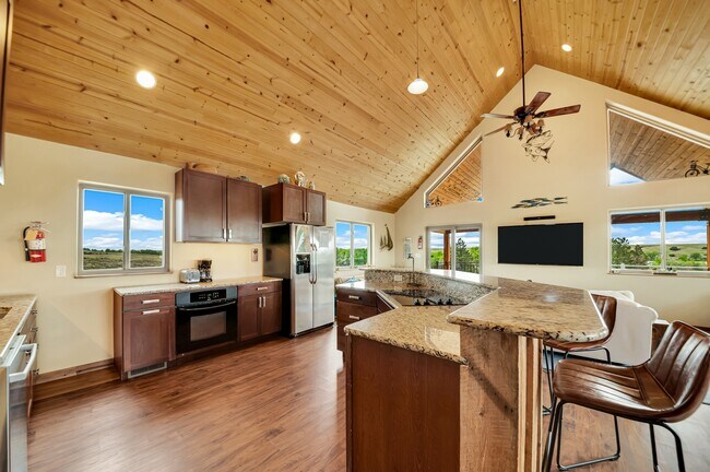 13391 Sunny Slope Rd, Hot Springs, SD 57747 - photo 5