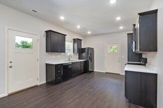 1320 E Elm St Unit C, Springfield, MO 65802