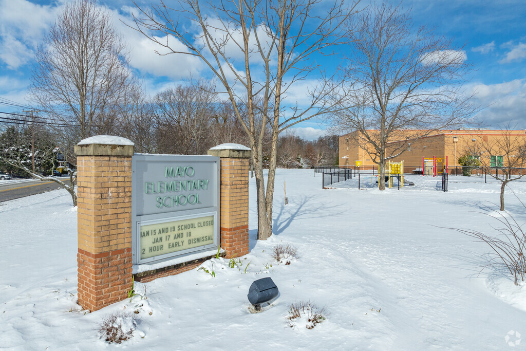 Welcome to Mayo Elementary School in Edgewater, Maryland.