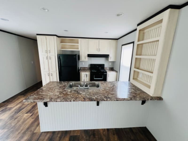 9477 Lansdowne Rd, Baton Rouge, LA 70818 - photo 1