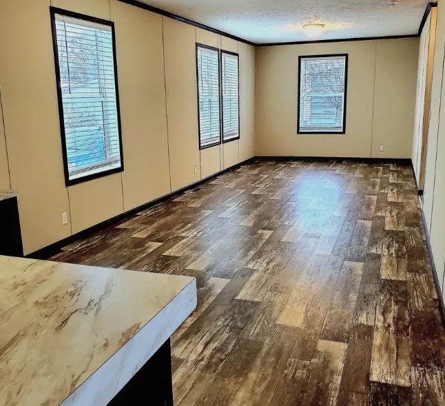 9359 Starboard Dr, Fair Haven, MI 48023 - photo 2