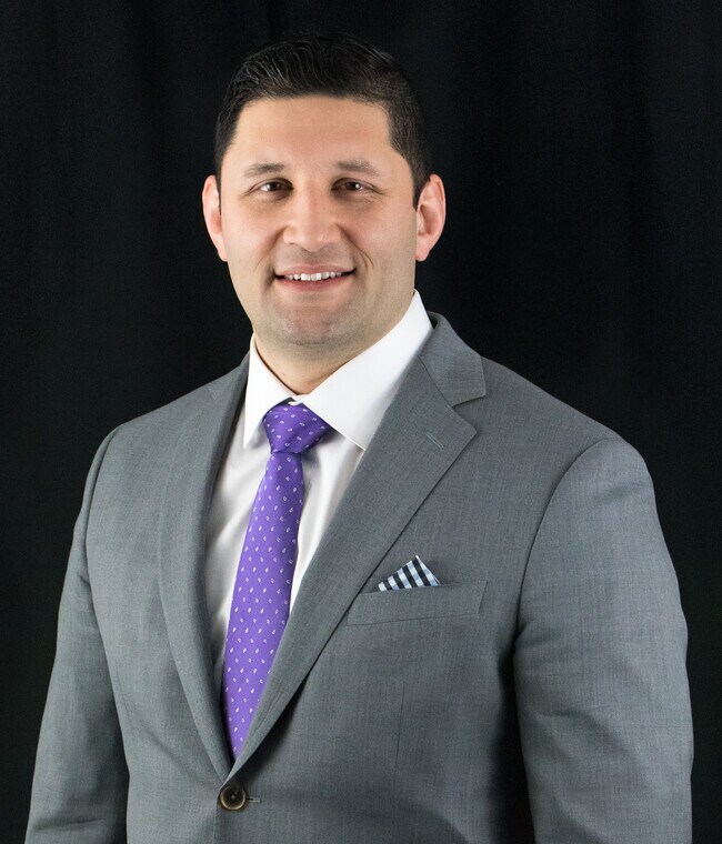 Agent Photo
