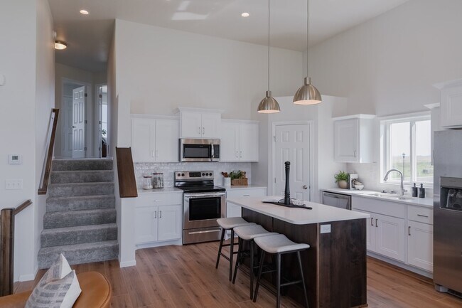 933 David Dr unit 36848291, Grand Forks, ND 58201 - photo 7