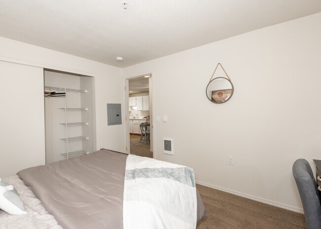 Valley River Court, Eugene, OR 97401 - photo 7