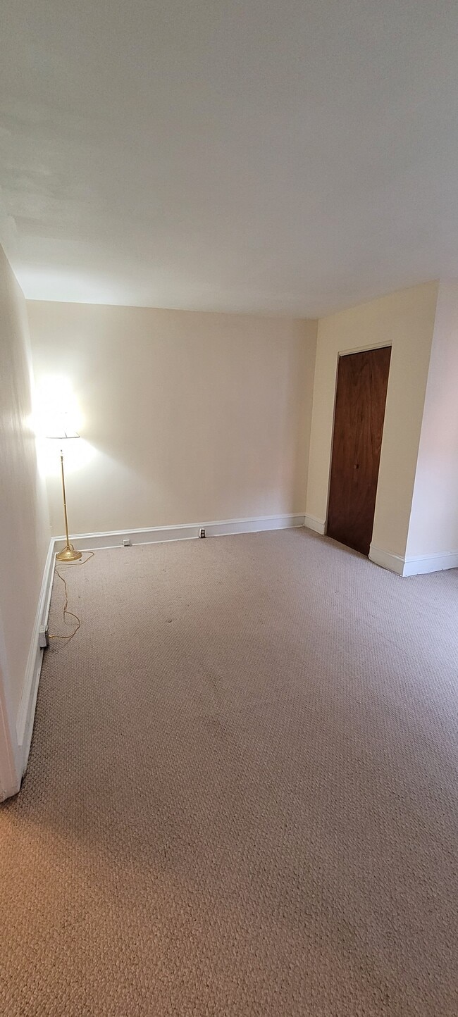 831 Haddon Ave unit 2nd Floor, Collingswood, NJ 08108 - photo 3