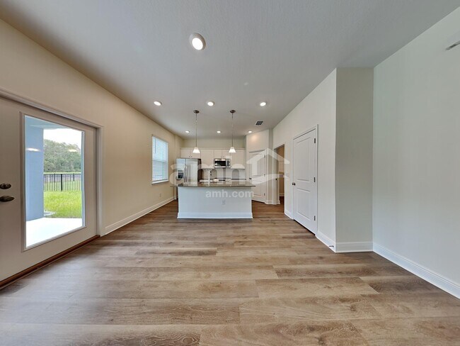 27121 St Andrews Ave, Wesley Chapel, FL 33544 - photo 6