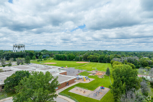 Zachary Lane Elementary's student population is 31% minority and 48% female, 52% male.