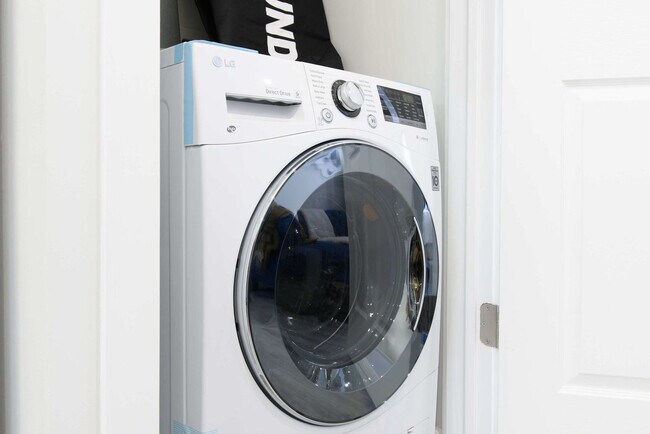 240e E 75th St unit FL4-ID1021876P, New York, NY 10021 - photo 6