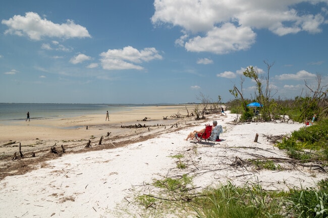 At San Carlos Bay Bunches Beach you can easily find a private secluded spot to sit by the water.
