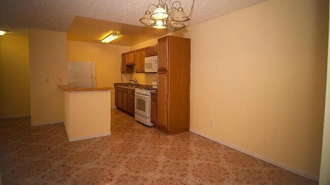 2436 Bolker Dr, Port Hueneme, CA 93041 - photo 6