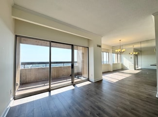 2510 Grand Blvd Unit 2803, Kansas City, MO 64108