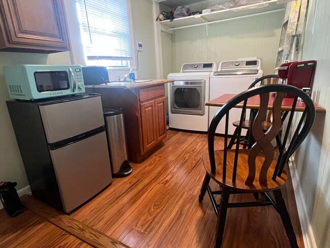 2424 Lapeyrouse St unit A, New Orleans, LA 70119 - photo 5