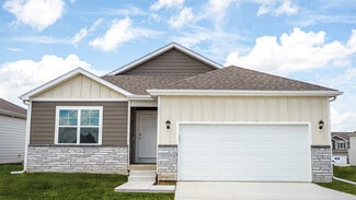 8906 N 167th St, Bennington, NE 68007