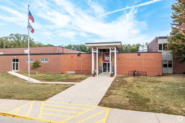 Students in Iowa Falls receive top-tier education in the Iowa Falls and Alden Community School District.