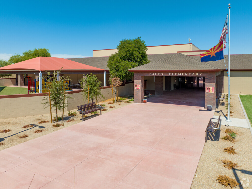 Bales Elementary School, Rankings & Reviews - Homes.com