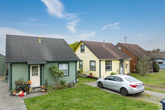 Find a colorful cottage in Westwood-Vasside.