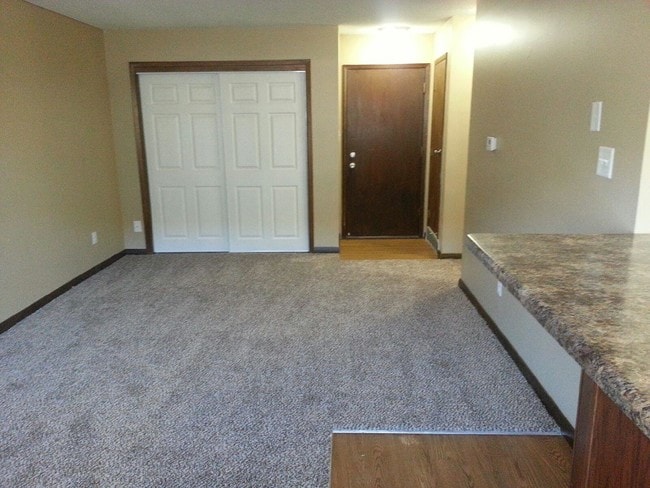 Wyndsor Terrace, Ames, IA 50014 - photo 4