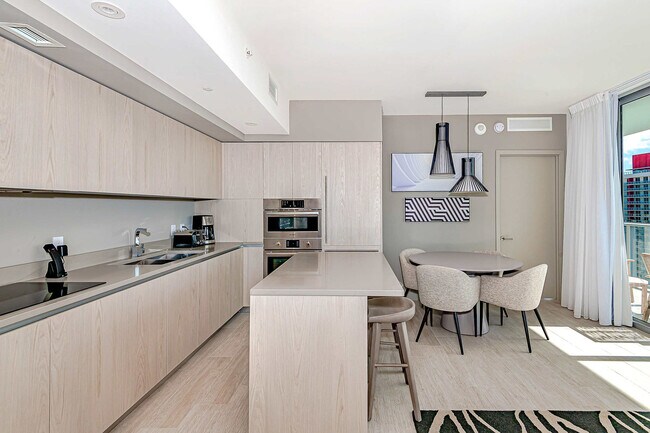 Hyde Beach House unit FL25-ID1022527P, Hollywood, FL 33019 - photo 3