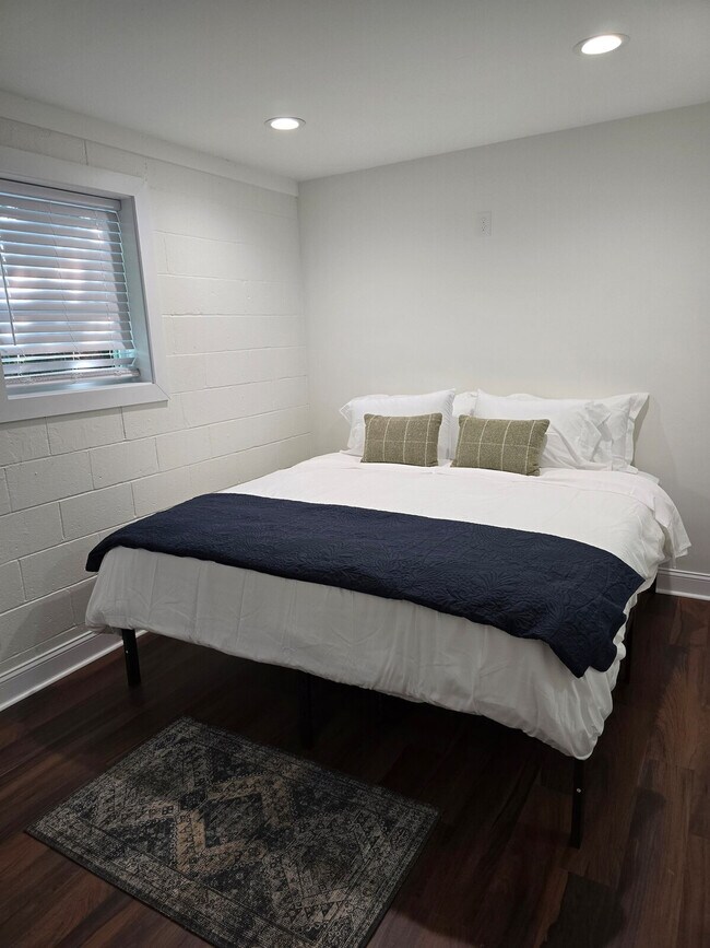 1307 Buncombe Rd unit ID1234795P, Greenville, SC 29609 - photo 5