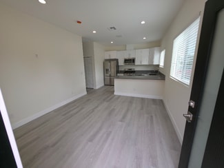 18635 Knapp St Unit 18635, Los Angeles, CA 91324