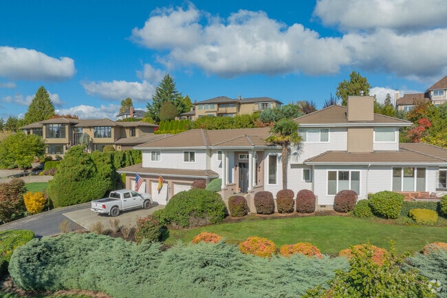 Create new community and meet your neighbors on your street in Dorre Don.