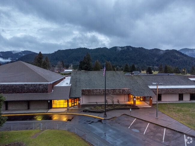 Wind River Middle School with the mountains in the background.
