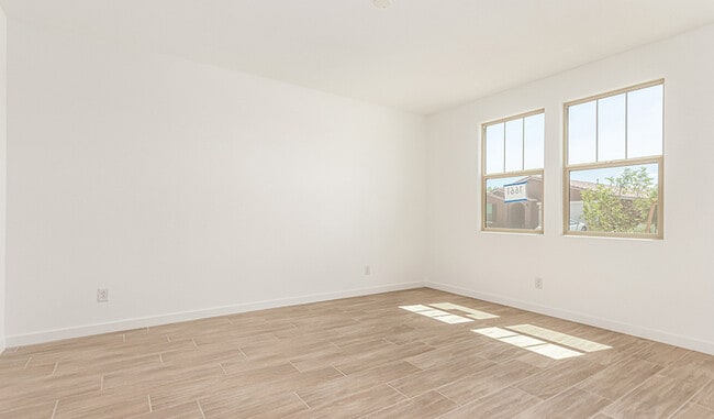 40258 W Michaels Dr, Maricopa, AZ 85138 - photo 2