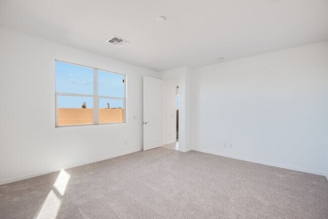 17184 W Saddle Horn Trail, Surprise, AZ 85387 - photo 5