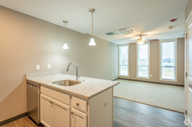 Studio, 1BA - The Paramount - 439 SF