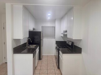 100 N Clark Dr, Los Angeles, CA 90048