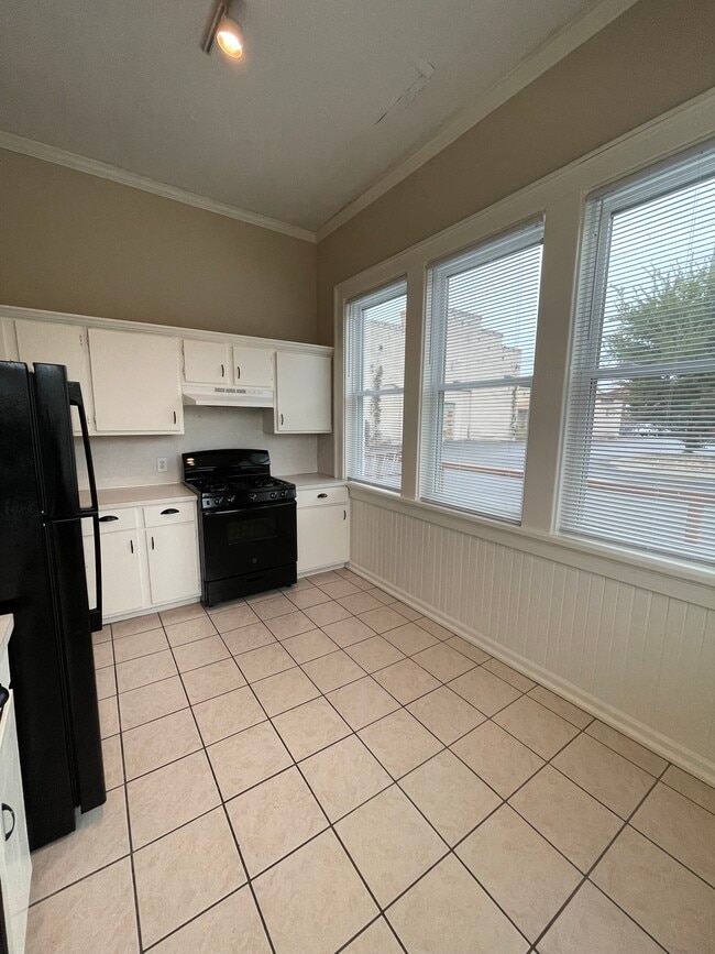5th 3 kitchen gas stove