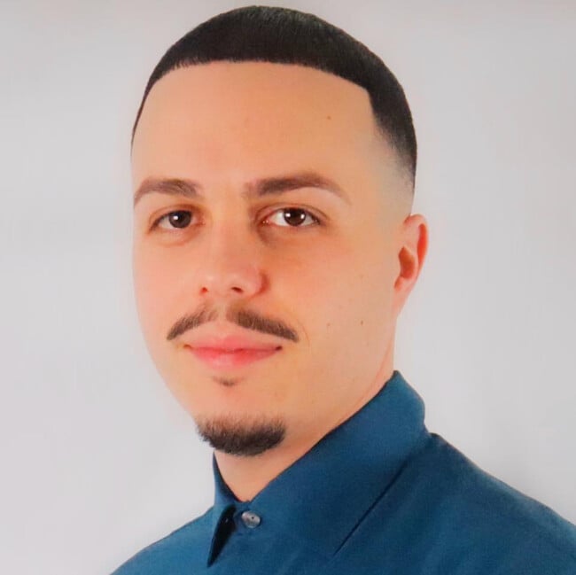 Agent Photo