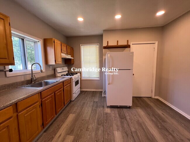 15 Hudson St unit 2, Somerville, MA 02143 - photo 3