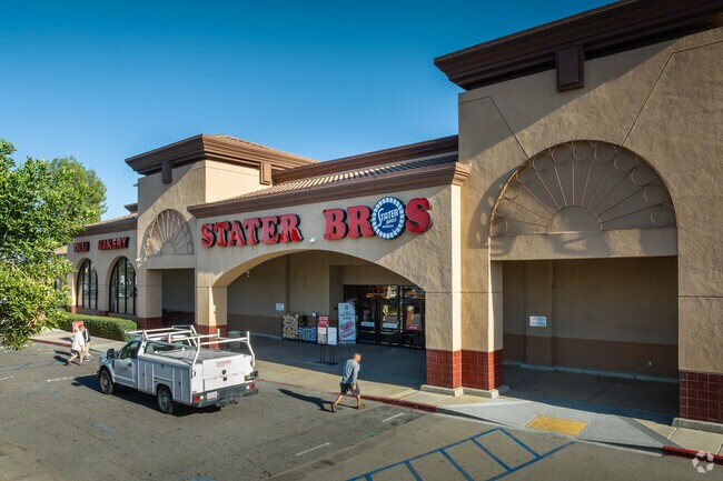 Wolf Creek residents can find fresh produce at Stater Bros. Markets.