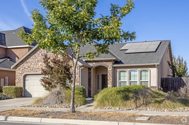 The Contemporary homes of Bellevue Ranch come in a wide variety of styles.