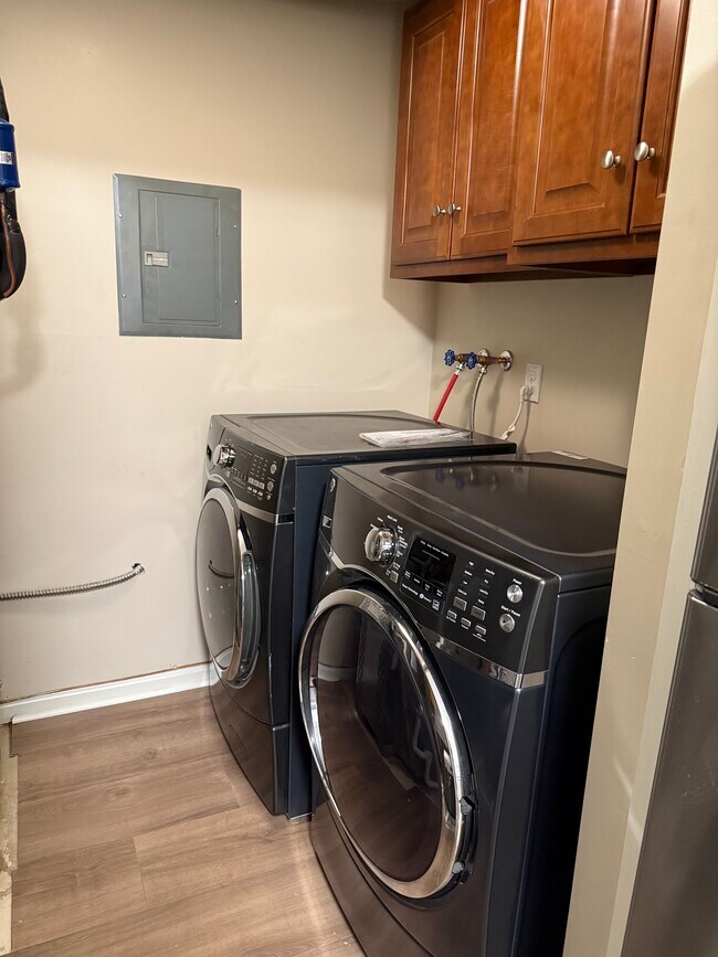 1390 Cedarwood Dr unit 1390, Westlake, OH 44145 - photo 6