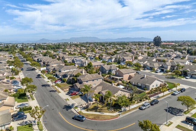 Rio Lindo is a sought-after suburb in Oxnard's north side.