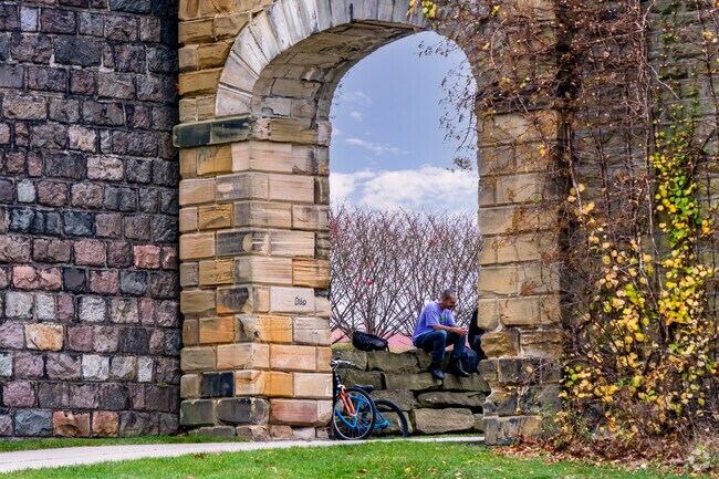 River North residents love to hang out on a lovely afternoon.