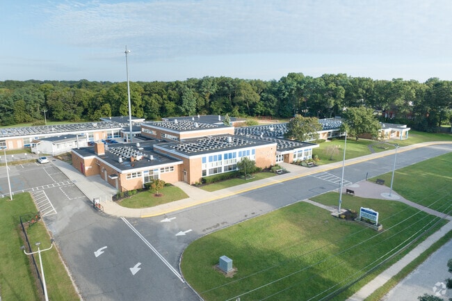 NID 537922 Wenonah Elementary is a beautiful school tucked away in a cozy neighborhood.