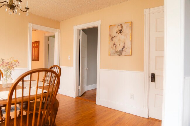 119 Sherwood St unit 1, Portland, ME 04103 - photo 6