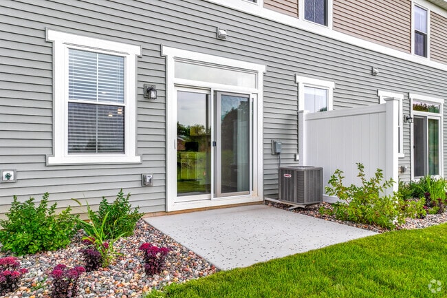 Bentley Village, Lake Elmo, MN 55042 - photo 4