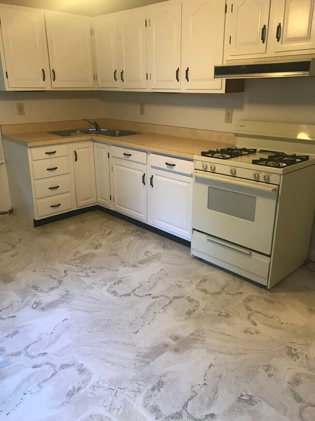 619 Western Ave unit 1, Covington, KY 41011 - photo 7